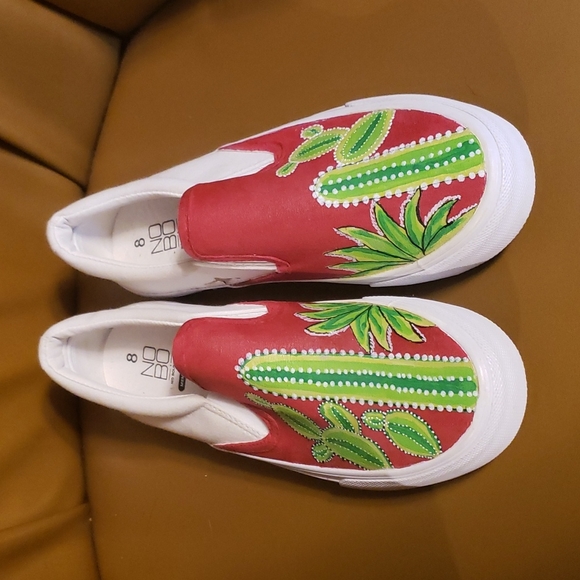 Hand painted cactus slip on shoes - Picture 1 of 4